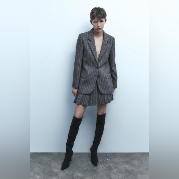 NWT. Zara Black Fabric Over the Knee Heeled Boots. Size 6,5. - Picture 9 of 11